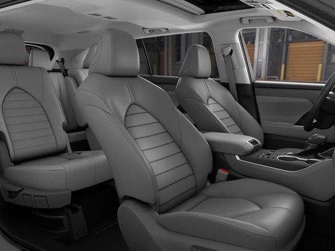 New 2026 Toyota Highlander XLE image 20