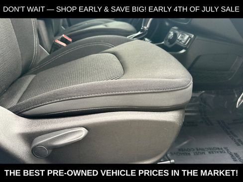 Used 2022 Jeep Renegade Altitude AWD/4WD image 23