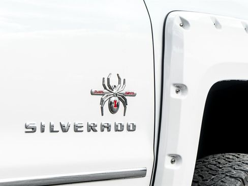 Used 2018 Chevrolet Silverado 1500 LTZ Z71 w/ LTZ Plus Package image 10