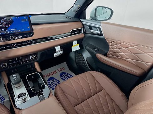 New 2025 Mitsubishi Outlander SEL FWD image 25