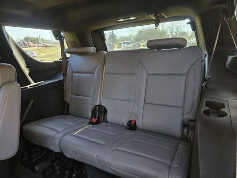 Used 2022 Chevrolet Tahoe LT w/ Luxury Package image 37