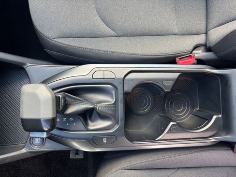 Used 2025 Kia K4 LXS image 41