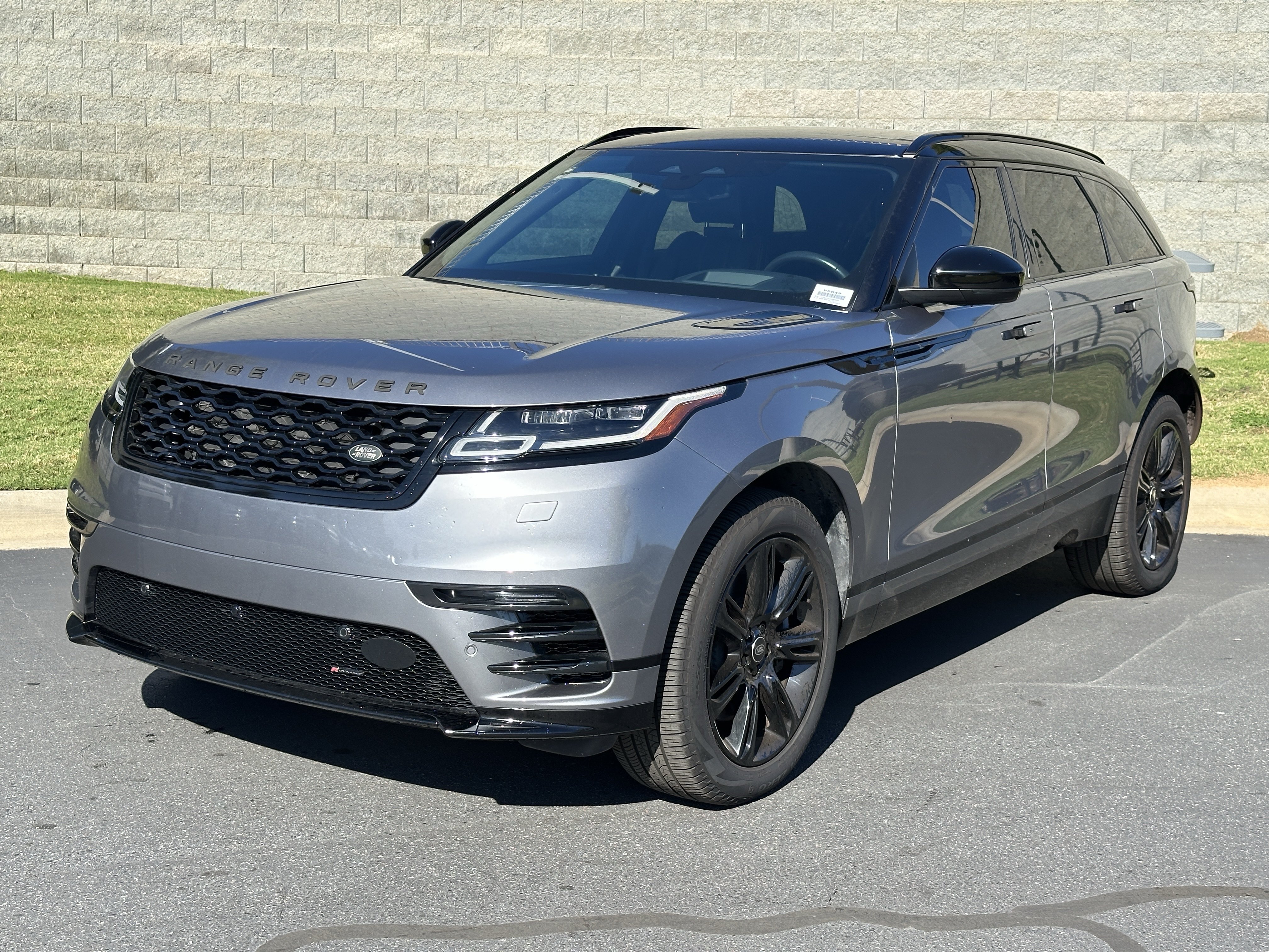 Used 2023 Land Rover Range Rover Velar R-Dynamic S AWD/4WD image 2