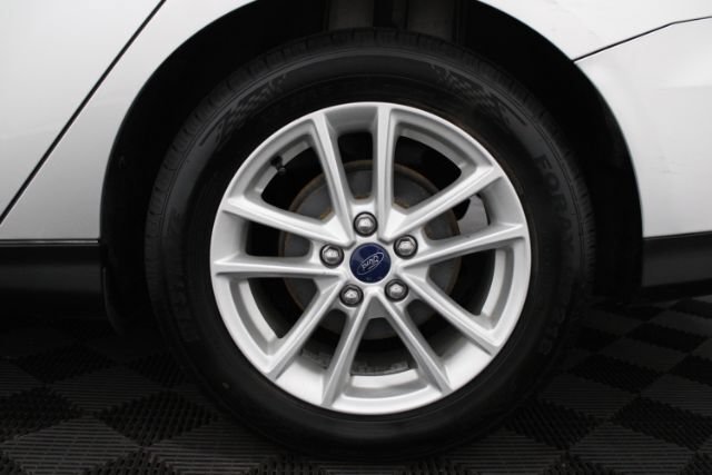 Used 2015 Ford Focus SE FWD image 7