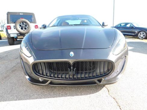 Used 2016 Maserati GranTurismo Sport image 2