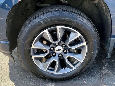 Used 2021 Chevrolet Silverado 1500 RST AWD/4WD image 7