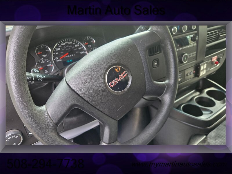 Used 2018 GMC Savana 2500 RWD image 10