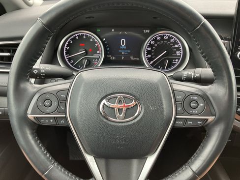 Used 2021 Toyota Camry XLE w/ Navigation Package image 20