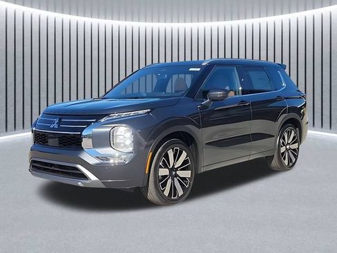 New 2026 Mitsubishi Outlander SEL FWD image 3