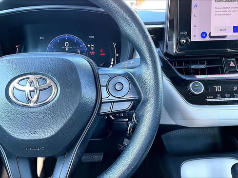 Used 2026 Toyota Corolla LE FWD image 25