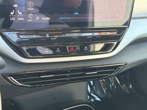 Certified 2023 Volkswagen ID.4 Pro RWD image 28
