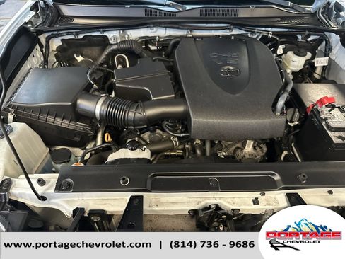 Used 2022 Toyota Tacoma SR AWD/4WD image 23