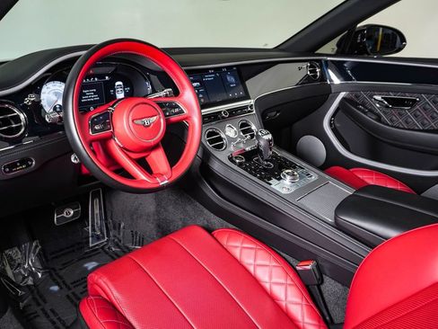 Used 2022 Bentley Continental GT AWD/4WD image 26