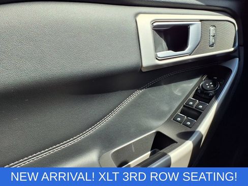 Used 2024 Ford Explorer XLT w/ Equipment Group 202A AWD/4WD image 19