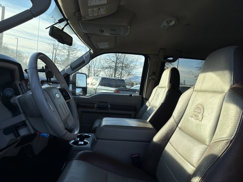 Used 2010 Ford F250 Cabela's image 12