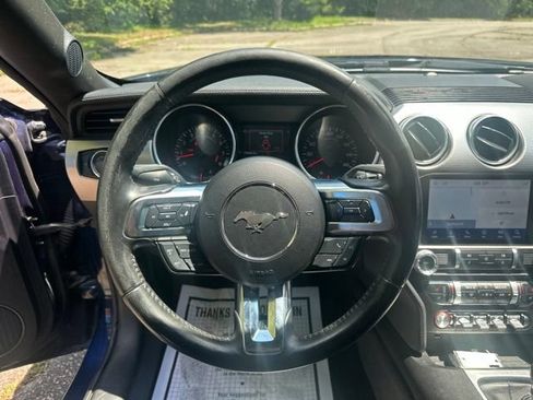 Used 2019 Ford Mustang GT RWD image 11