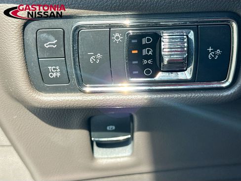 Used 2021 Lincoln Nautilus FWD w/ Equipment Group 101A image 13