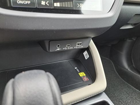 New 2026 Subaru Forester Premium AWD/4WD image 16