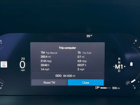 Used 2023 Volvo S60 B5 Plus w/ Climate Package FWD image 9