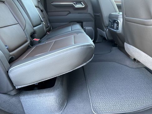 New 2026 GMC Sierra 1500 Denali w/ Denali Reserve Package image 36