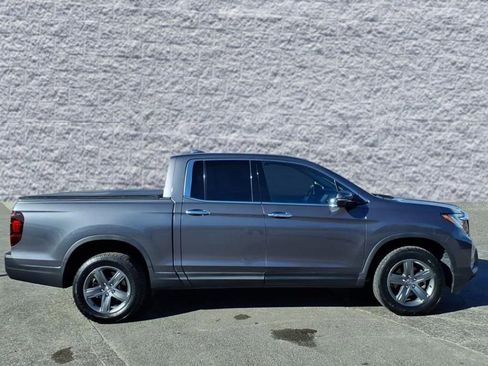 Used 2023 Honda Ridgeline RTL-E image 2