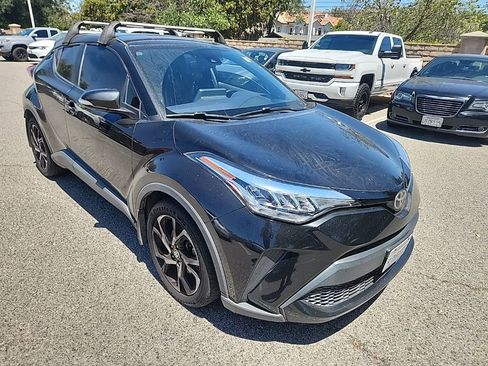 Used 2020 Toyota C-HR XLE FWD image 7