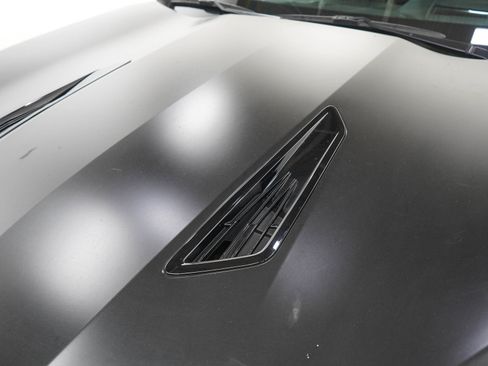 Used 2017 Chevrolet Camaro SS RWD image 30