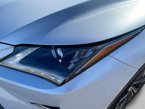 Used 2018 Lexus RX 350L FWD image 9