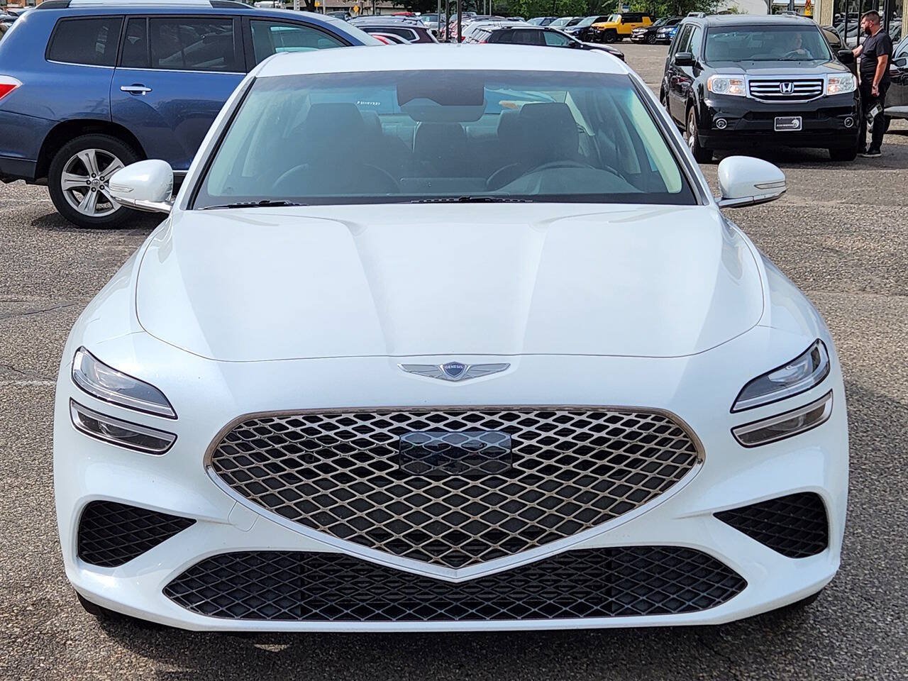 Used 2023 Genesis G70 2.0T AWD/4WD image 5