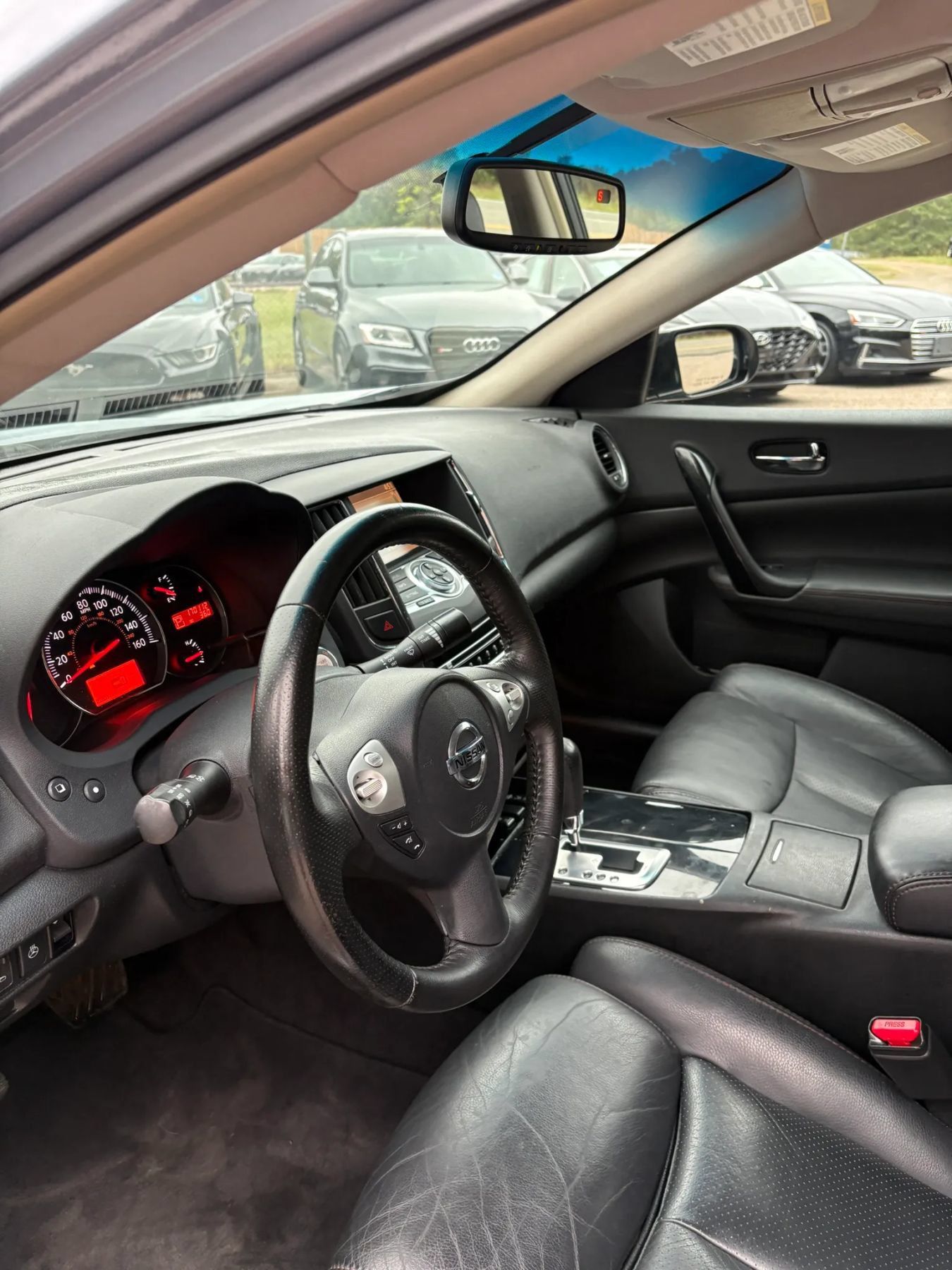 Used 2011 Nissan Maxima 3.5 SV w/ Monitor Pkg FWD image 14
