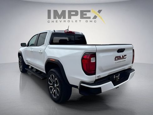 Used 2024 GMC Canyon AT4 w/ AT4 Premium Package AWD/4WD image 3