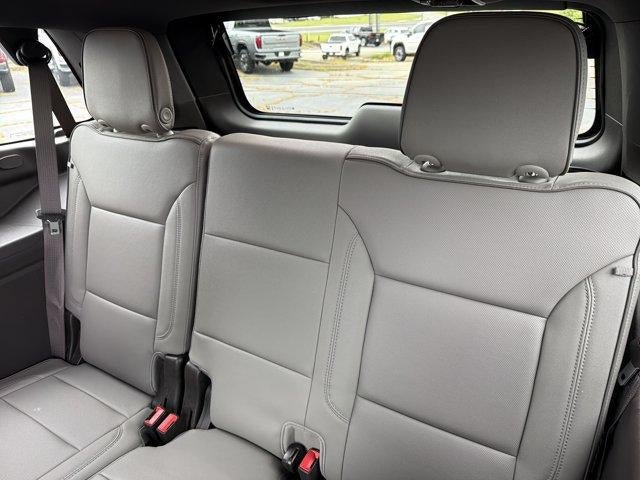Used 2023 GMC Yukon SLT w/ SLT Luxury Package RWD image 24