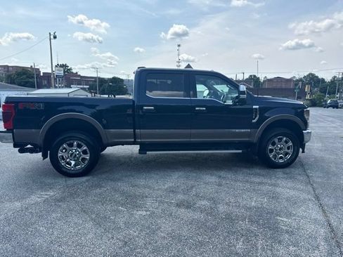 Used 2022 Ford F350 Lariat w/ Lariat Ultimate Package AWD/4WD image 10