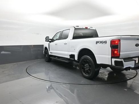 New 2026 Ford F250 Lariat w/ Black Appearance Package AWD/4WD image 5
