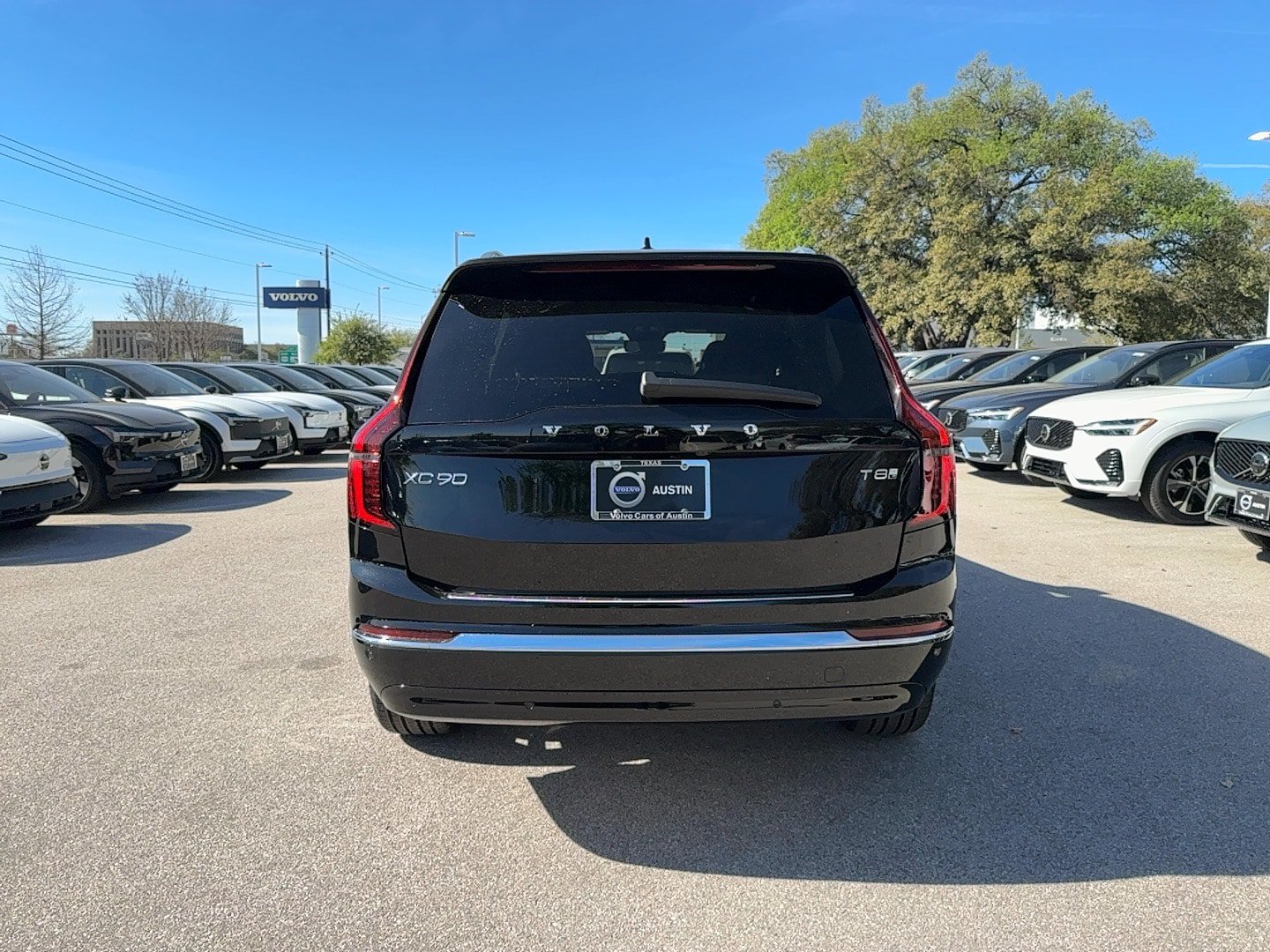 New 2026 Volvo XC90 T8 Plus w/ Protection Package Premier AWD/4WD image 5
