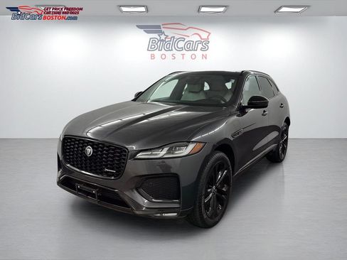 Used 2024 Jaguar F-PACE R-Dynamic S AWD/4WD image 1