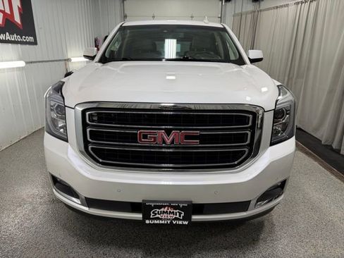 Used 2019 GMC Yukon SLT image 2