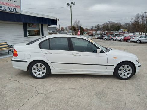 Used 2003 BMW 325i Sedan RWD image 5