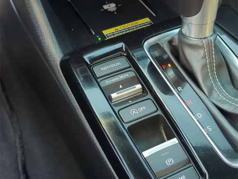 Used 2024 Acura Integra A-Spec image 17