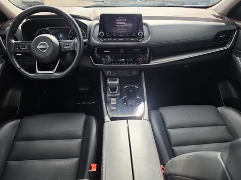 Used 2022 Nissan Rogue SV w/ SV Premium Package FWD image 13