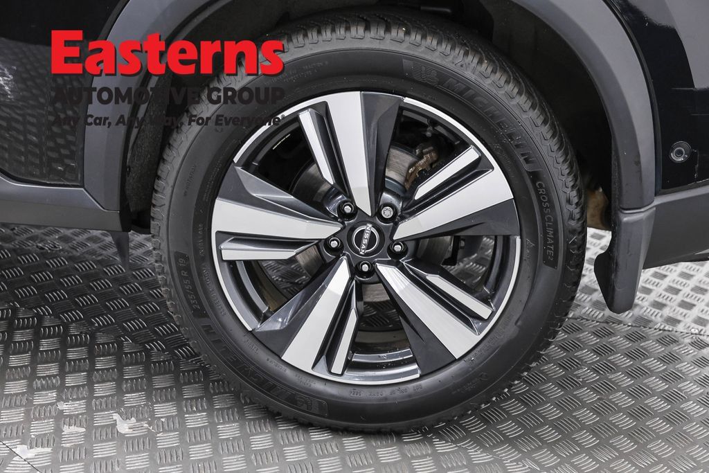 Used 2023 Nissan Rogue Platinum w/ Platinum Premium Package AWD/4WD image 37