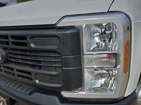 New 2026 Ford F350 XL w/ XL Driver Assist Package RWD image 26