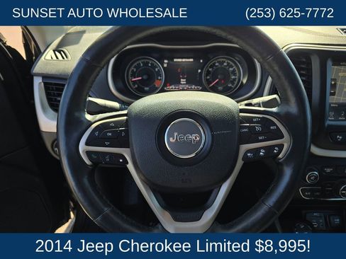 Used 2014 Jeep Cherokee Limited w/ Technology Group image 30