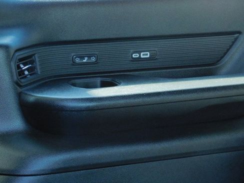 Used 2022 Jeep Wagoneer Series III w/ Flexible Seating Group image 27