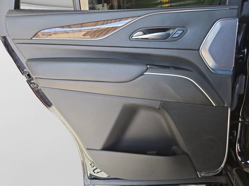 Used 2023 Cadillac Escalade Sport Platinum w/ LPO, ONYX Package AWD/4WD image 26