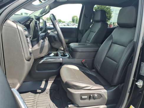 Certified 2019 Chevrolet Silverado 1500 LTZ w/ LTZ Premium Package AWD/4WD image 17