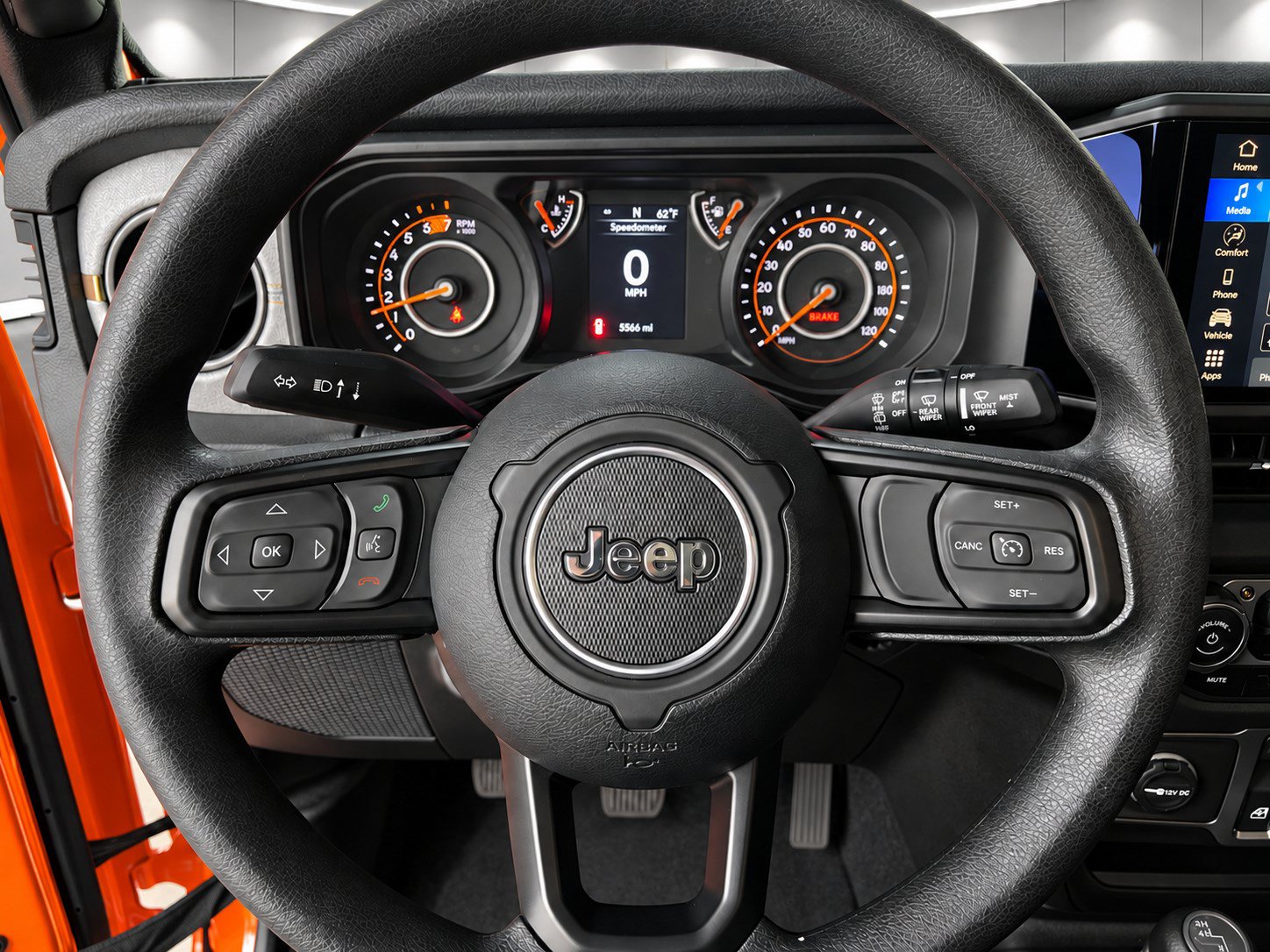 Used 2025 Jeep Wrangler Sport AWD/4WD image 12