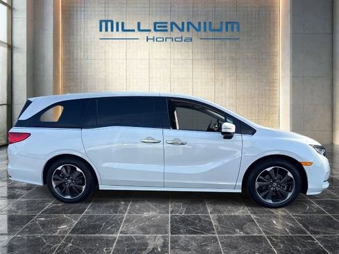 Certified 2024 Honda Odyssey Elite image 6