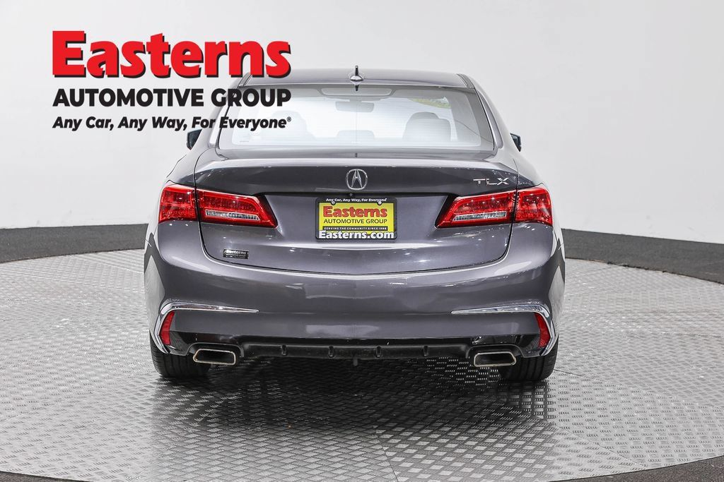 Used 2018 Acura TLX w/ Technology Package FWD image 6