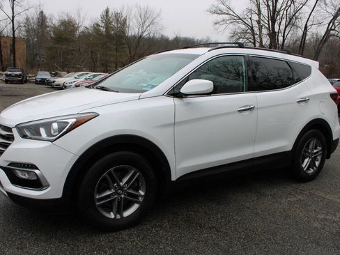 Used 2017 Hyundai Santa Fe Sport image 13